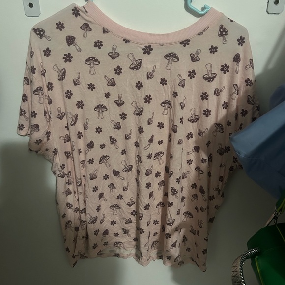 Pink Patterned Women's Top - Picture 1 of 2